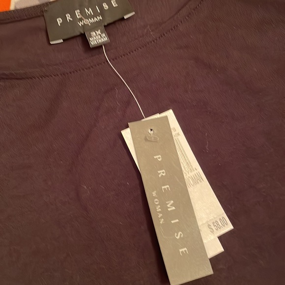 Premise Plus Top NWT - Picture 4 of 7